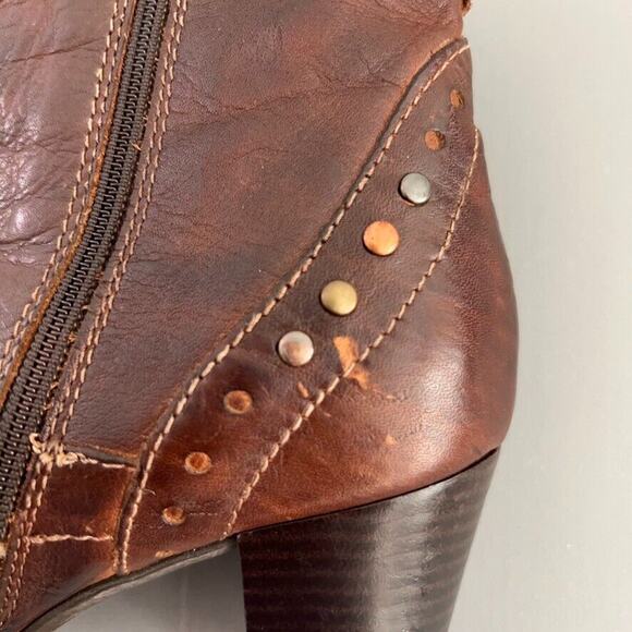 Sesto Meucci Boots Womens US 5.5M Brown Studs Side Zip Leather Heels Ankle - Picture 8 of 9